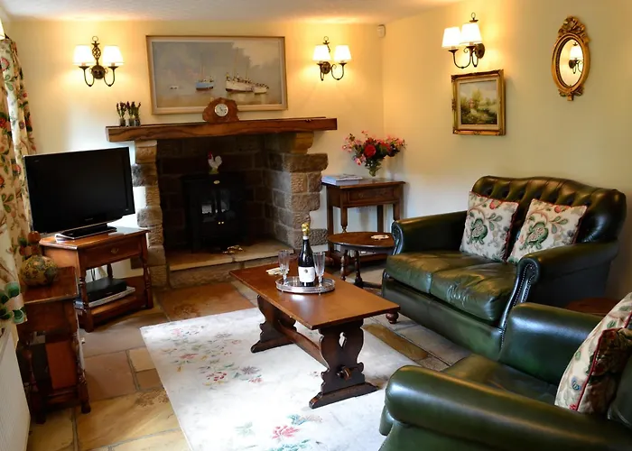 Woodside * Pateley Bridge