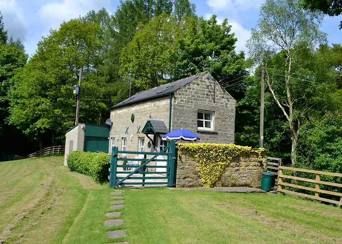 Woodside Pateley Bridge