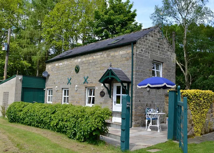 Woodside Pateley Bridge