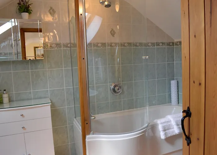 Woodside Pateley Bridge